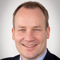 Dr. Arne Flemming Dr. Arne Flemming